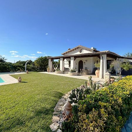 Villa Suq With Pool, Parking & Wifi Noto Exteriér fotografie