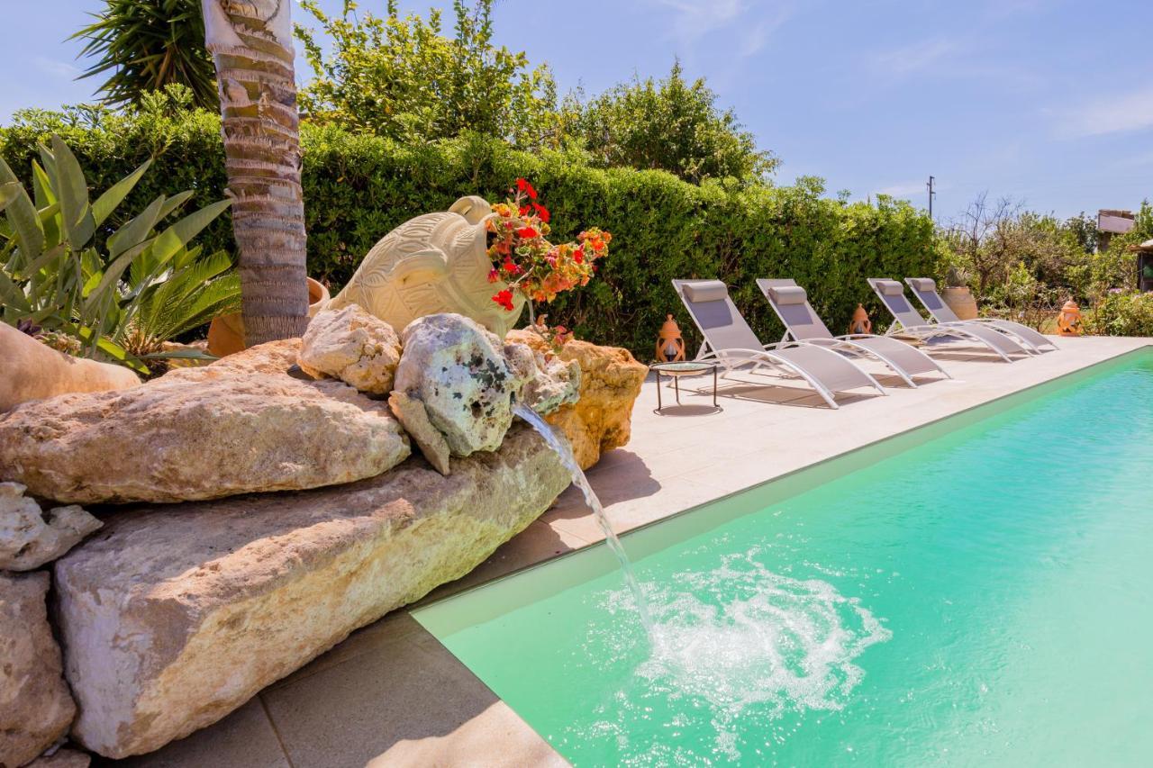 Villa Suq With Pool, Parking & Wifi Noto Exteriér fotografie